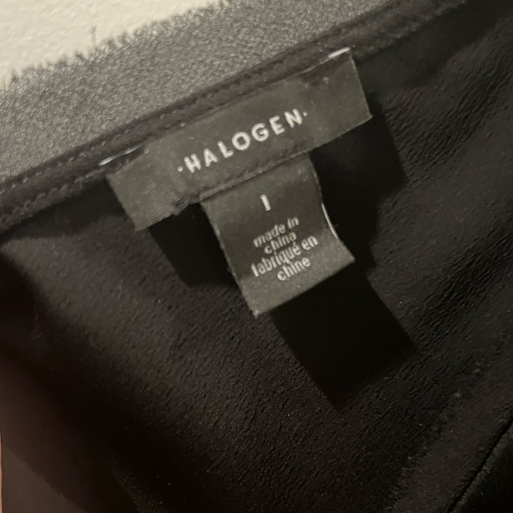 Halogen Sleek Black V-neck Tank Top/Shell With Raw Edge - Picture 5 of 6